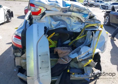 2016 Ford Fusion Hybrid S from USA, damaged, VIN 3FA6P0UU7GR354312